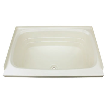 Lippert Bathtub with Center Drain - 24" x 38"